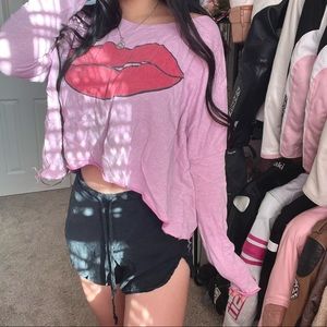 ♡ Groovy Red Lips Pink Graphic Pullover ♡